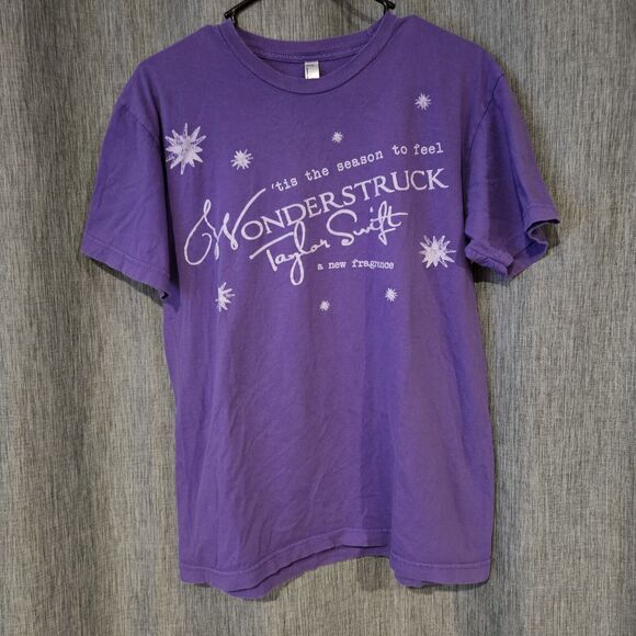 Taylor Swift Wonderstruck Fragrance Shirt Womens Large Purple Casual Y2K - Picture 1 of 9